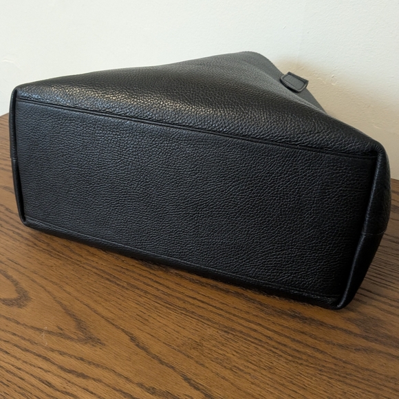 Cuyana Zippered Satchel - Picture 4 of 7